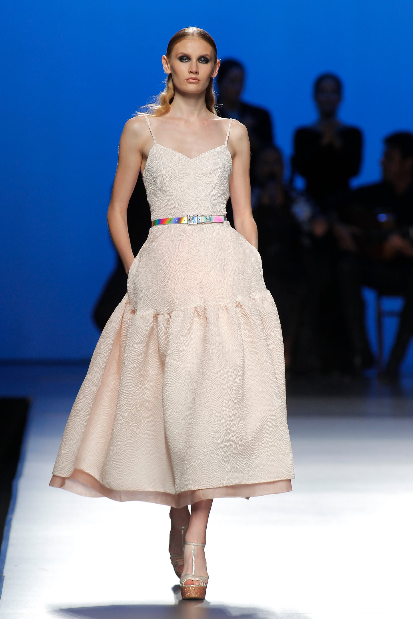 Look 25