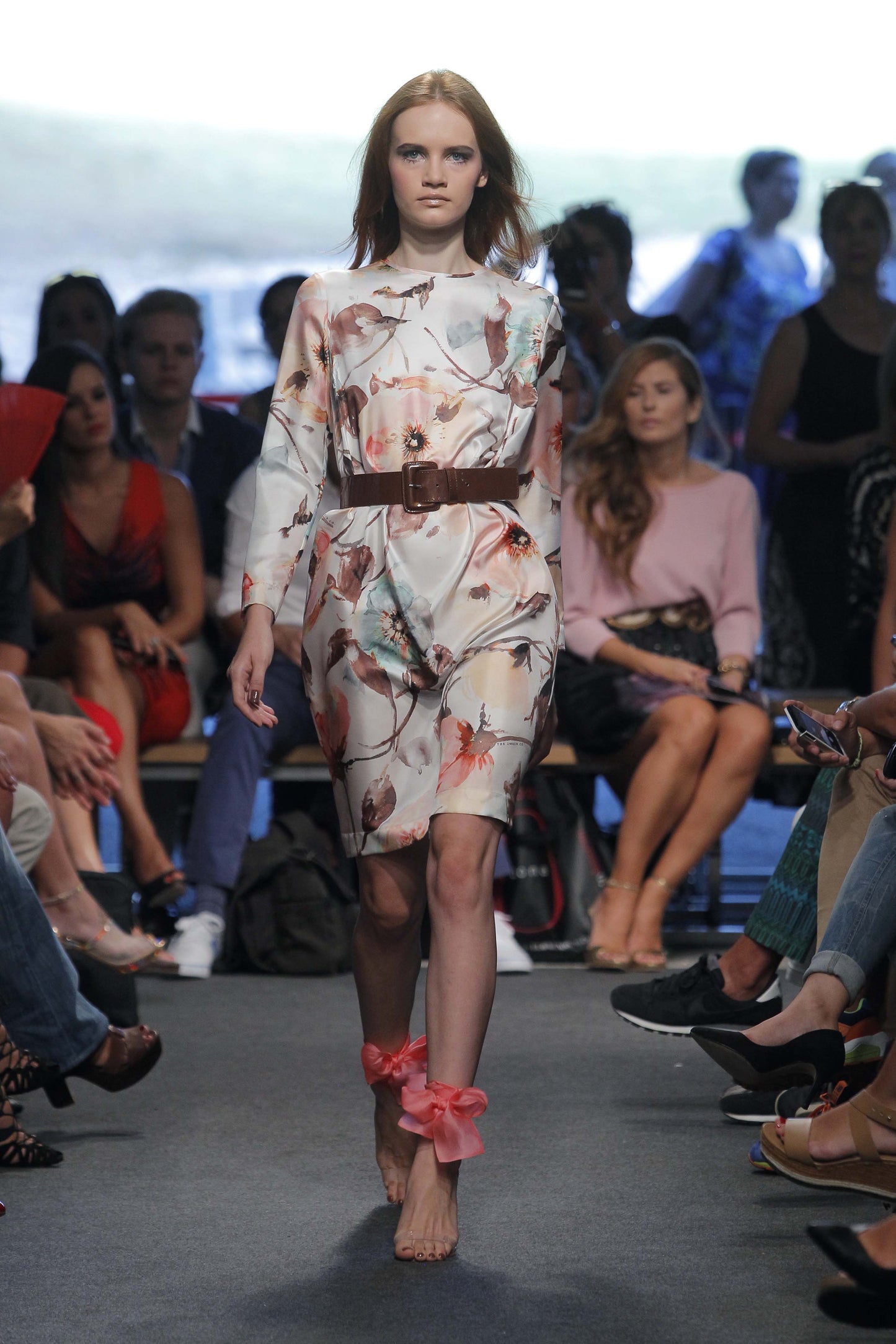 Look 28