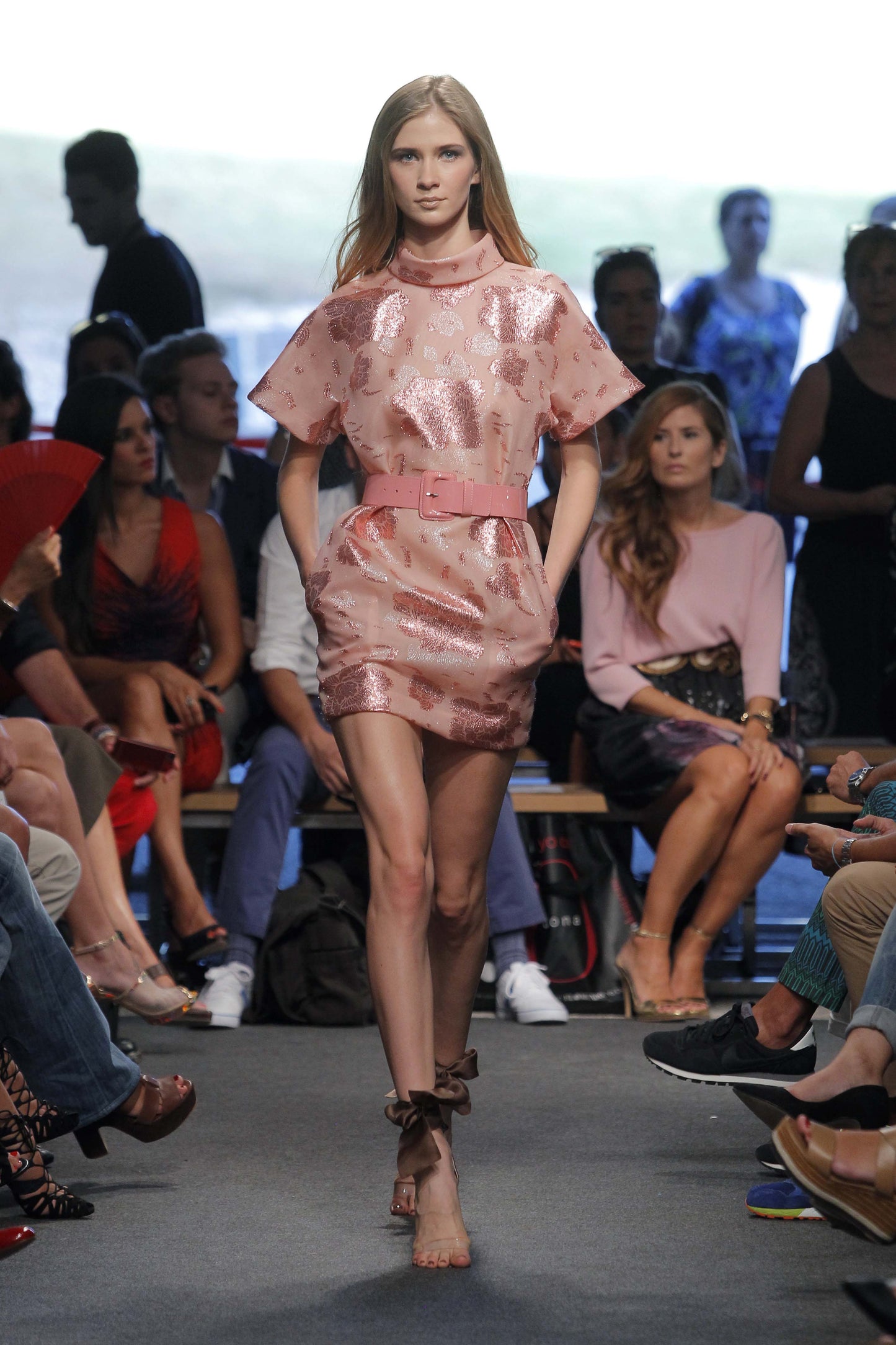 Look 32