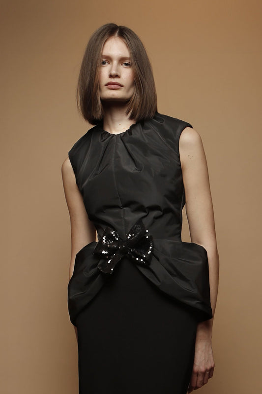 Top tafeta sin mangas