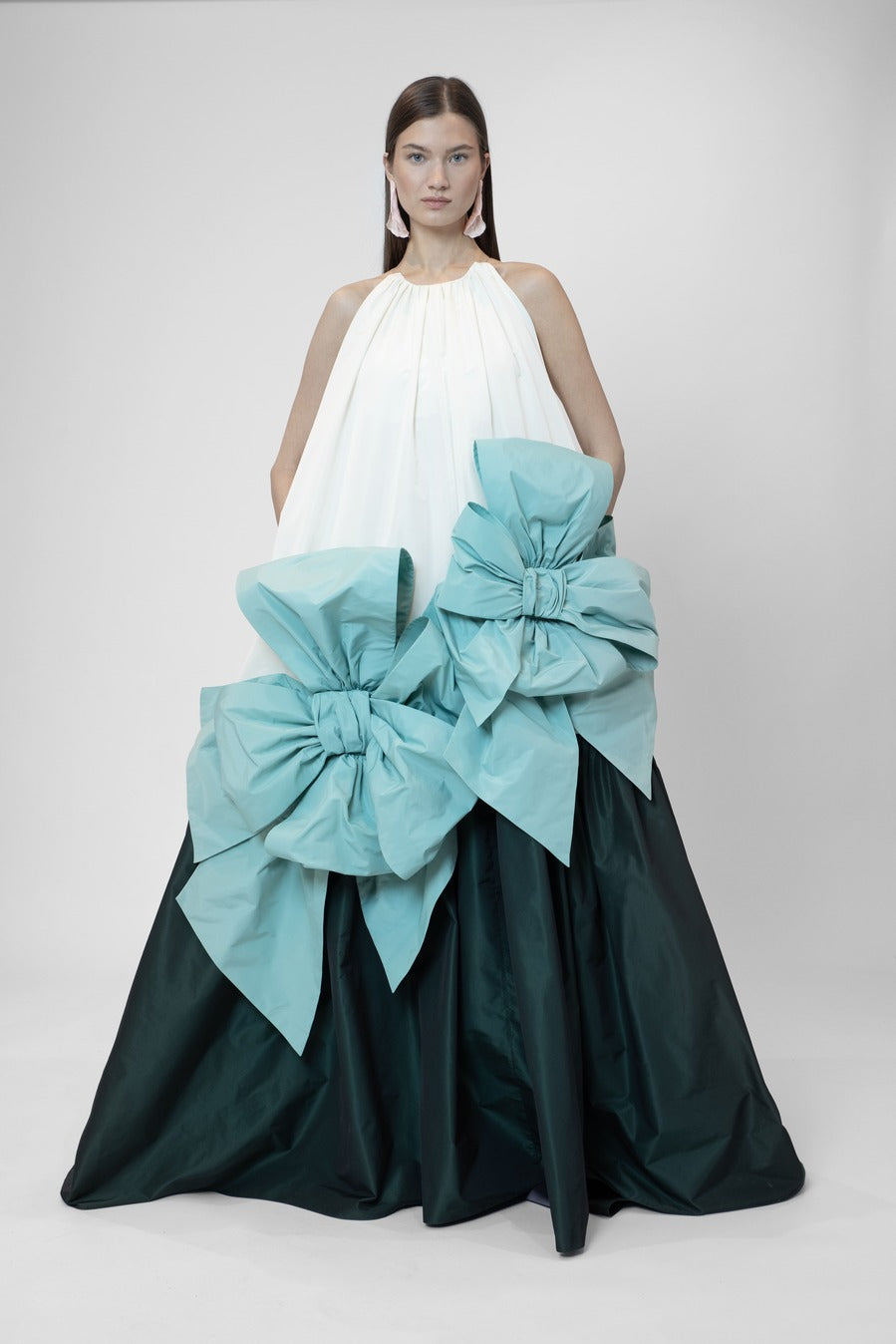 Sleeveless taffeta maxi dress with maxi bows